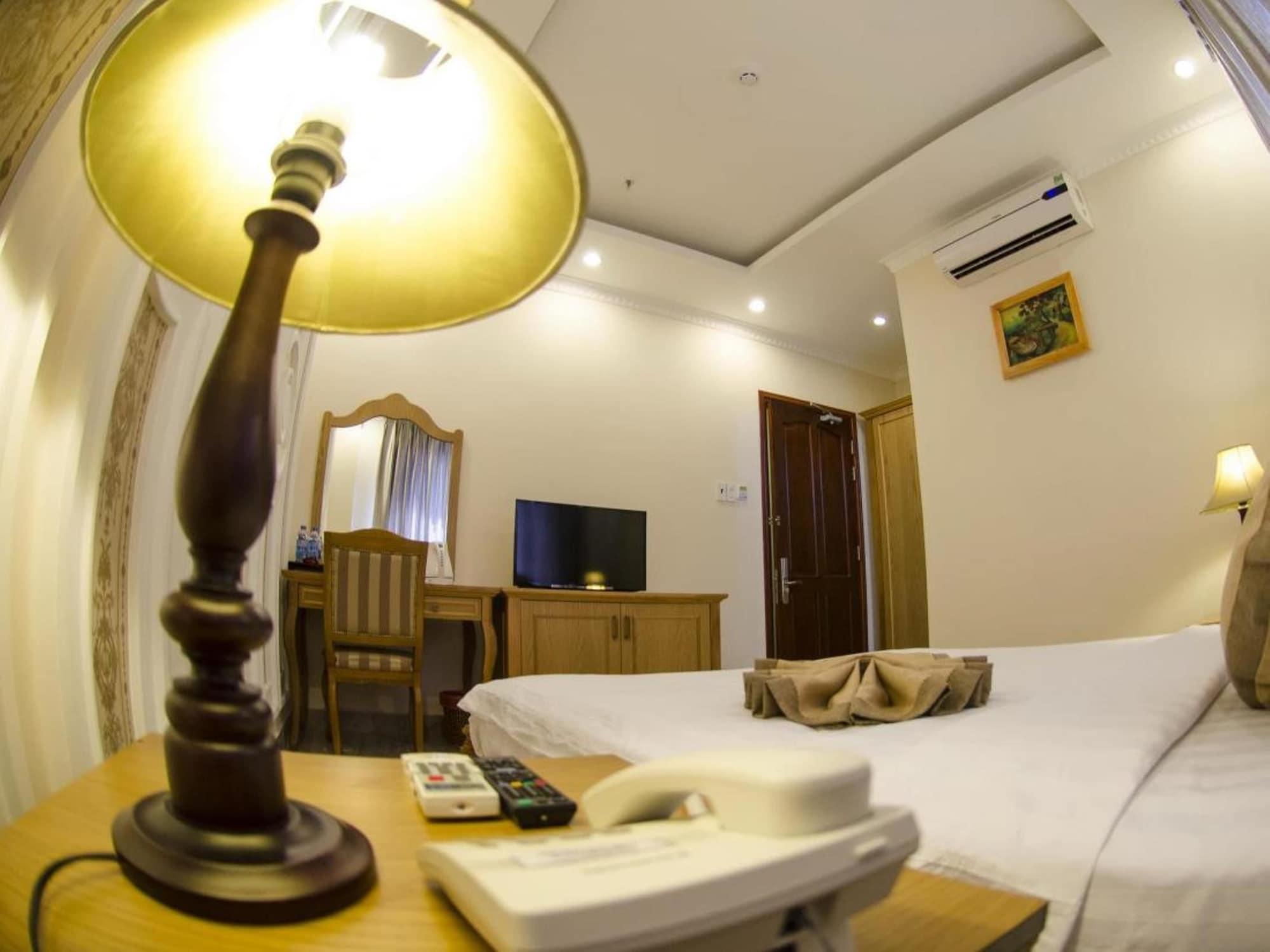 Madella Hotel Кантхо Экстерьер фото